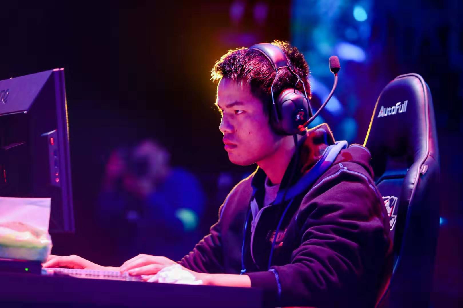 预计将会以 预计将会以