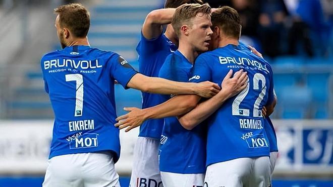 段在联盟中 段在联盟中