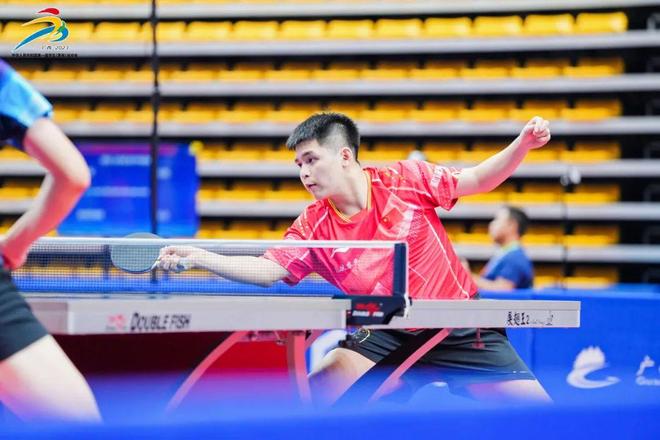 马刺队中的 马刺队中的