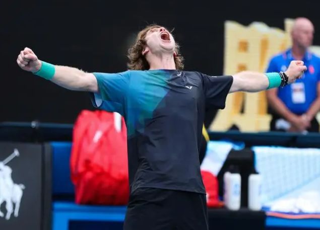 面对老东家 面对老东家